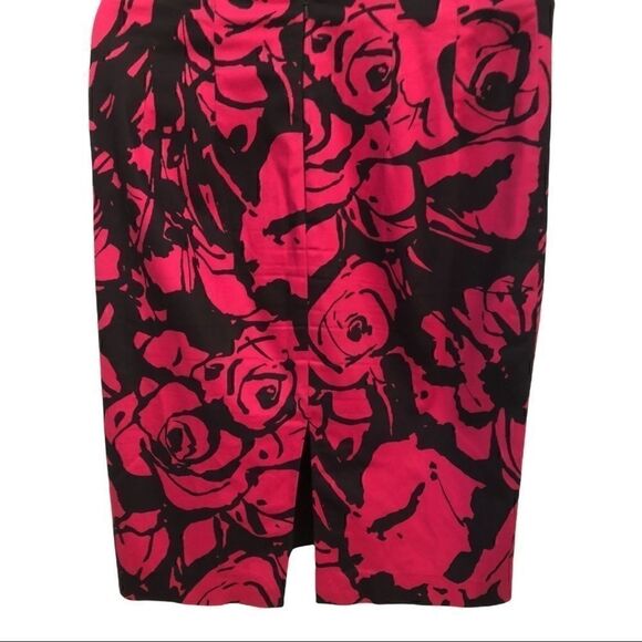 Women’s pink and black floral pencil skirt - Picture 3 of 4